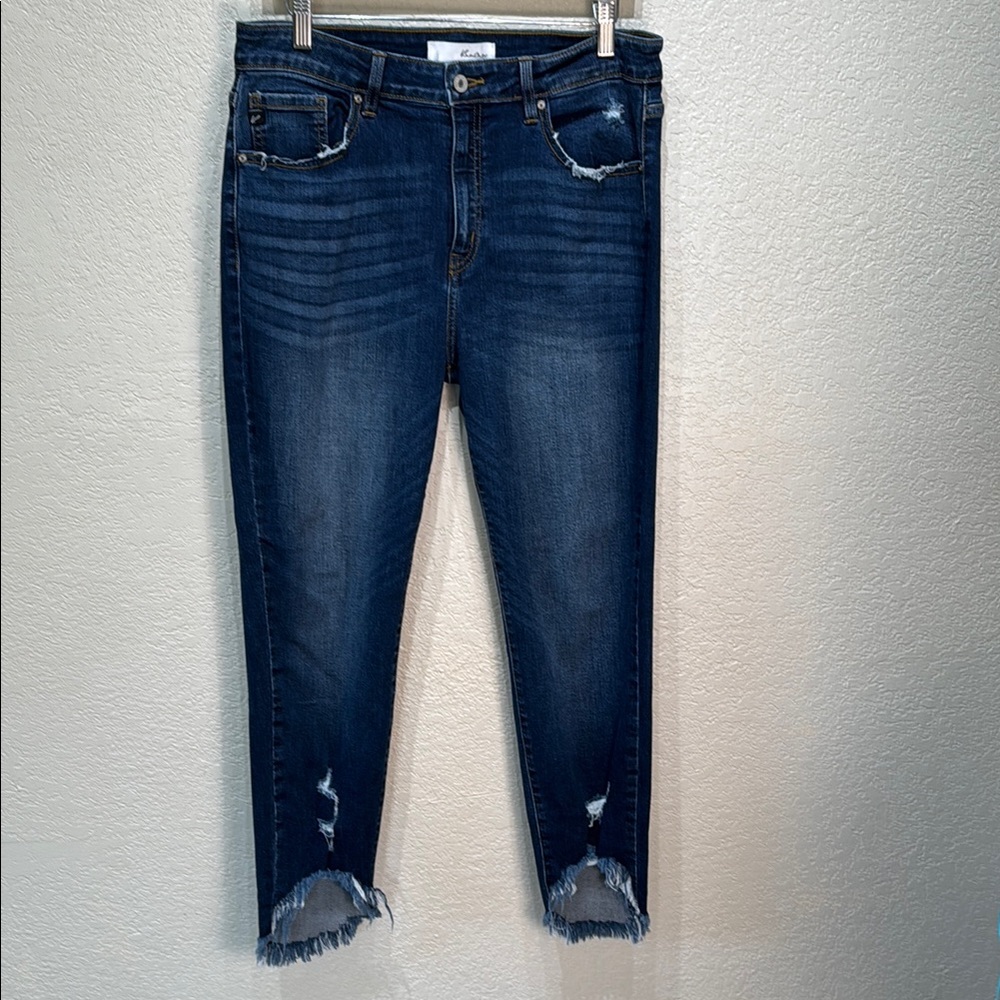 KanCan Women's 15 Blue Denim Ankle Cropped Shark Bite‎ Jeans with Distressed Hem